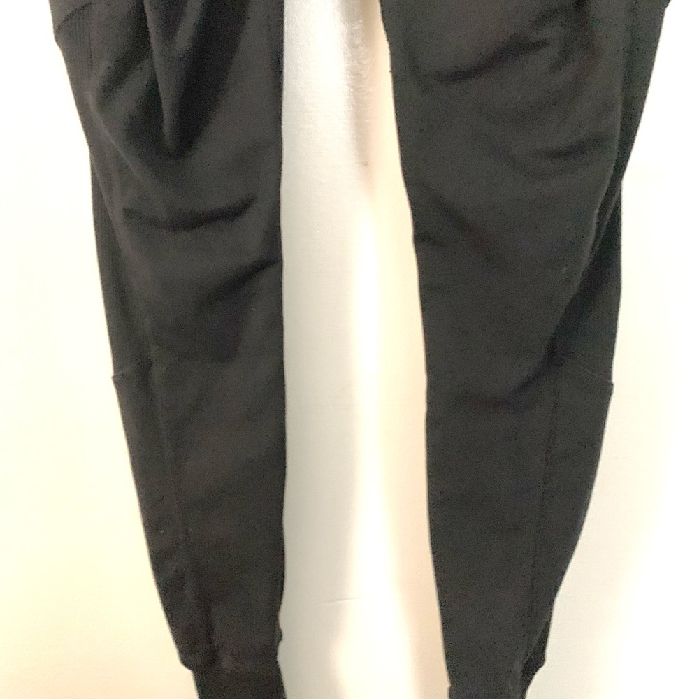 Athleta Black Excursion Tights With Side Pockets - image 6